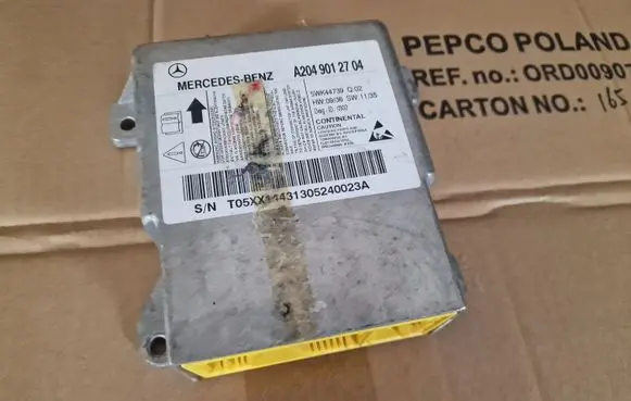 Mercedes-Benz C W204 Airbag control unit/module A2049012704