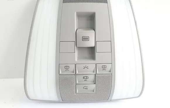 Mercedes-Benz E W212 Front seat light A2129001123 A2129019106 A2129029203