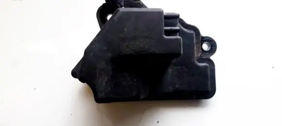 Vacuum air tank