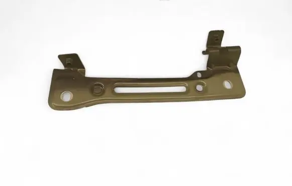 Audi Q7 4M Fender mounting bracket 4M0821432