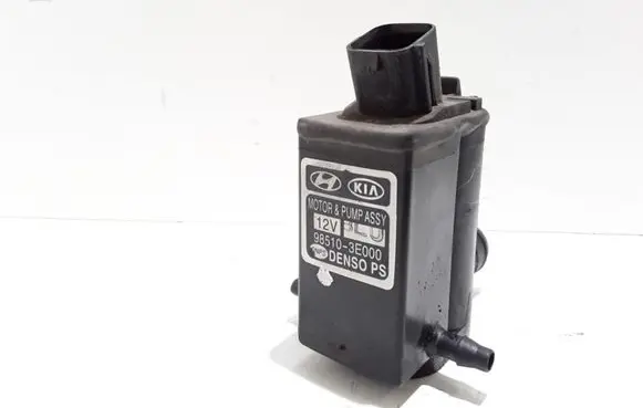 Hyundai Santa Fe Windshield washer spray nozzle 985103E000