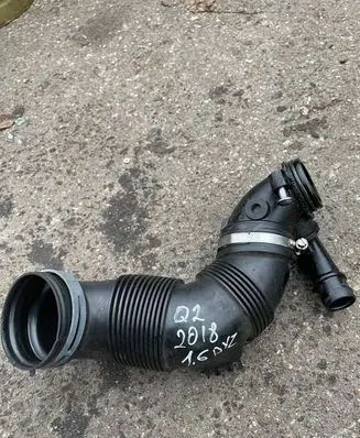 Audi Q2 - Turbo air intake inlet pipe/hose 5Q0129635 ETB446481