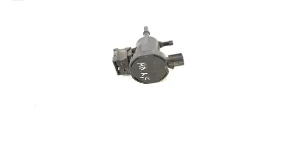 Mercedes-Benz E W212 Turbo solenoid valve A0014760532