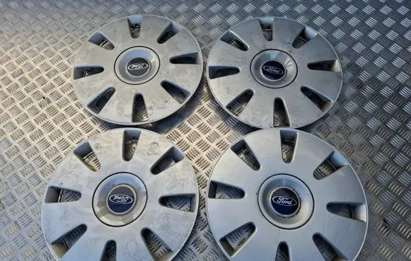 Ford Focus C-MAX R16 wheel hub/cap/trim 3M511000DC