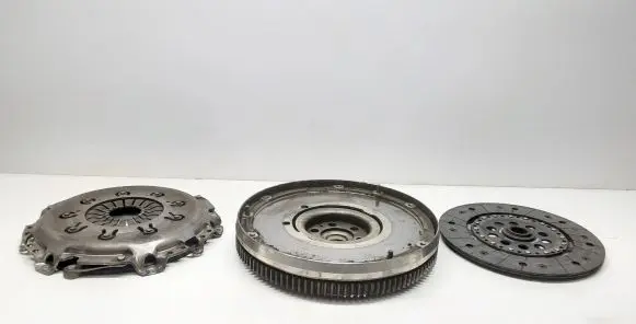 Volvo V50 Clutch set kit 8G916477BC 8M517550AA