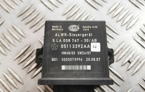 Chrysler Grand Voyager V Light module LCM 05113392AA
