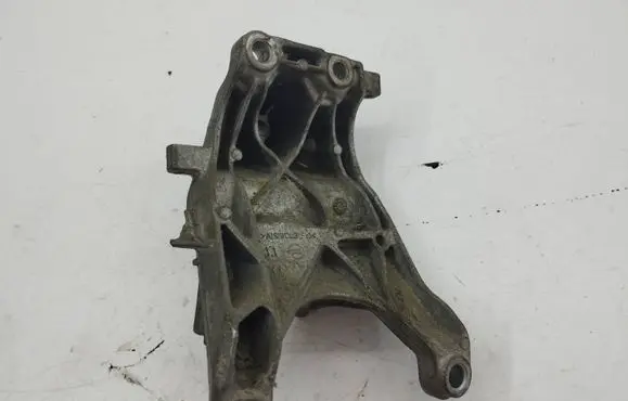 Audi Q5 SQ5 Engine mounting bracket 80a199308a