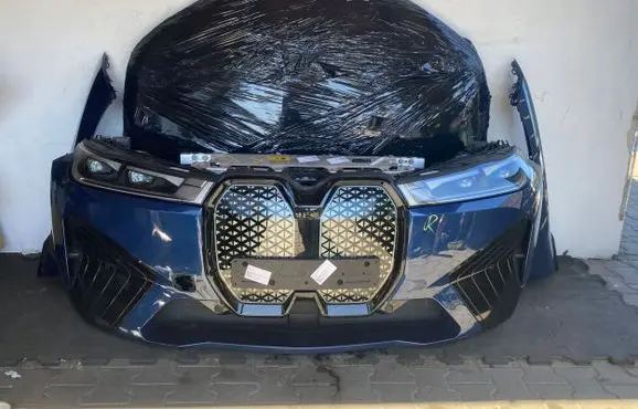 BMW iX Body 