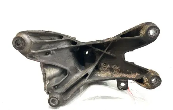 Audi A4 S4 B8 8K Engine mounting bracket