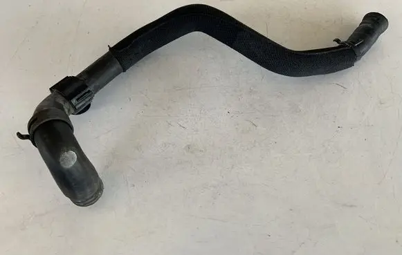 Audi Q7 4L Engine coolant pipe/hose 7L8121070AF