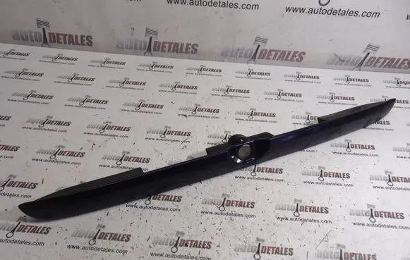 Mitsubishi Carisma Tailgate trim XR361227