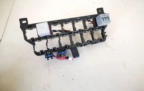 Volkswagen Golf IV Fuse box set 8d0937503e