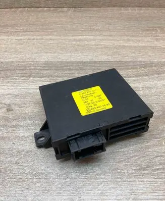 Mercedes-Benz S W220 Light module LCM 2208203685 0307870011