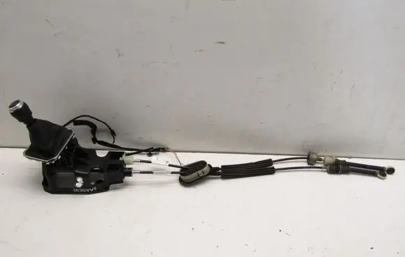 Dacia Sandero III Gear selector/shifter in gearbox 349015097R