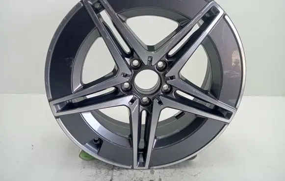 Mercedes-Benz C W205 R18 alloy rim 2064017600