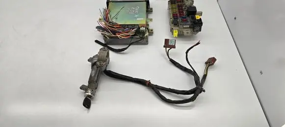 Honda Civic Engine ECU kit and lock set 37820P1GE00 38600ST3G010