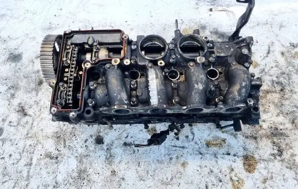 Citroen C-Crosser Engine head 9651569780