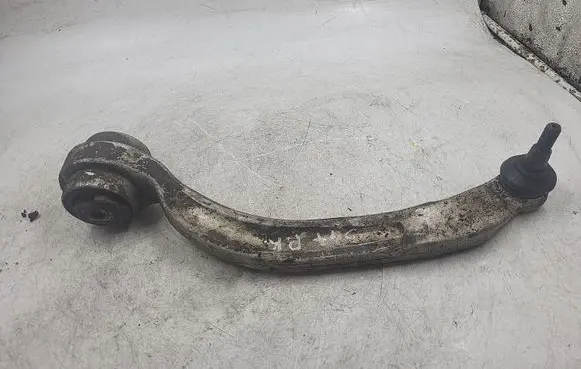 Audi A4 S4 B5 8D Front lower control arm/wishbone 