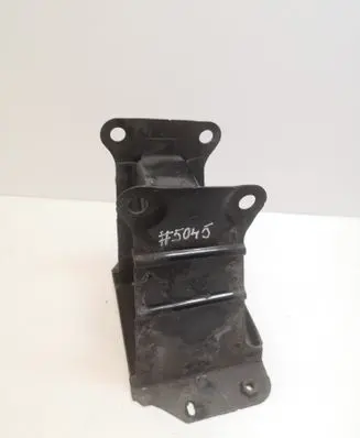 Radiator support slam panel bracket