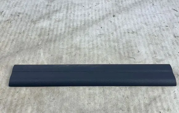 BMW 2 F46 Front sill trim cover 7298839 200241