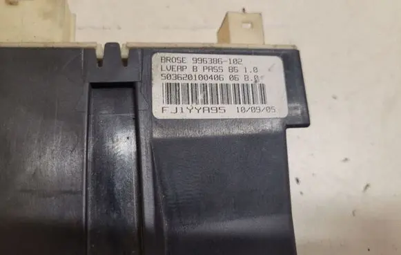 Citroen C5 Front door window regulator motor 996386102 997834102