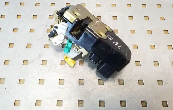 Chrysler 300 - 300C Rear door lock