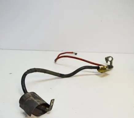 Seat Altea XL Positive cable (battery)