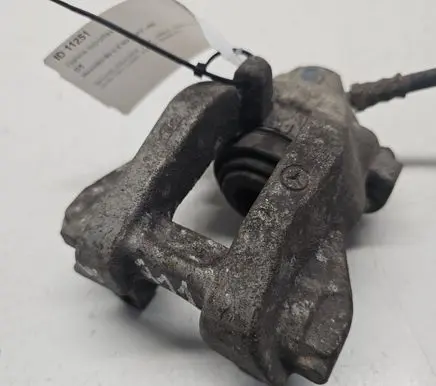Mercedes-Benz E W211 Rear brake caliper