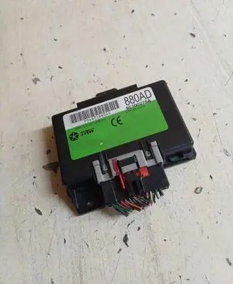 Chrysler PT Cruiser Other control units/modules P04671880AD 880AD 95900275A