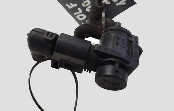 Volkswagen Golf IV Turbo solenoid valve 1J0906283B