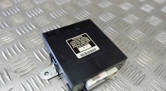 Lexus LS 460 - 600H Seat control module 8971050190