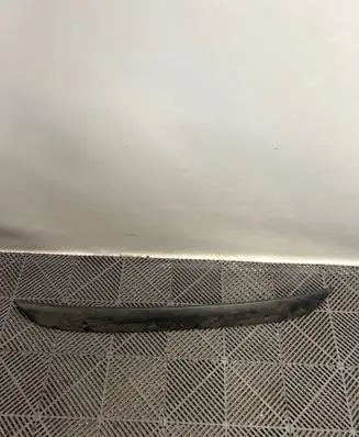 Front bumper splitter molding