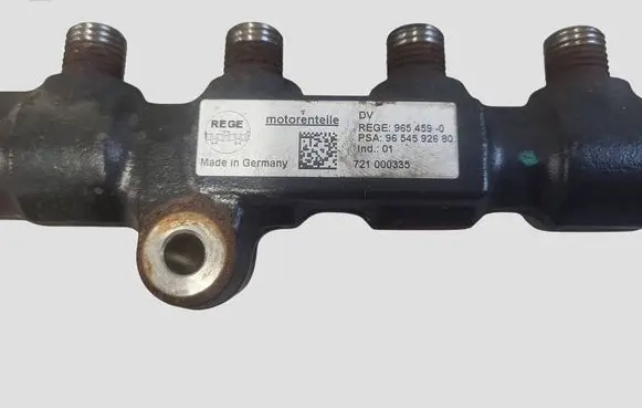 Volvo V50 Fuel main line pipe 9654592680