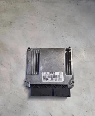 Mercedes-Benz Vito Viano W639 Engine control unit/module A6111535279