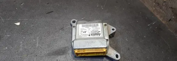Renault Espace - Grand espace IV Airbag control unit/module 8200410979