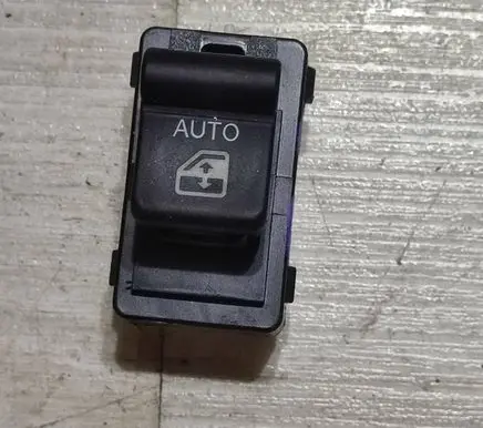 Fiat 500X Electric window control switch 
