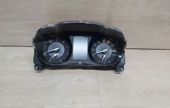 Toyota Avensis T270 Speedometer (instrument cluster) 83800-05W51