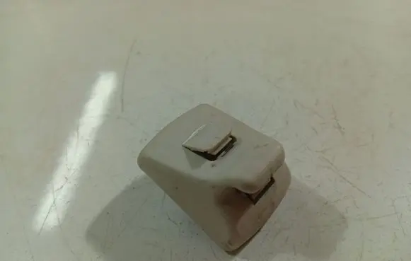 Ford C-MAX II Sun visor clip/hook/bracket 