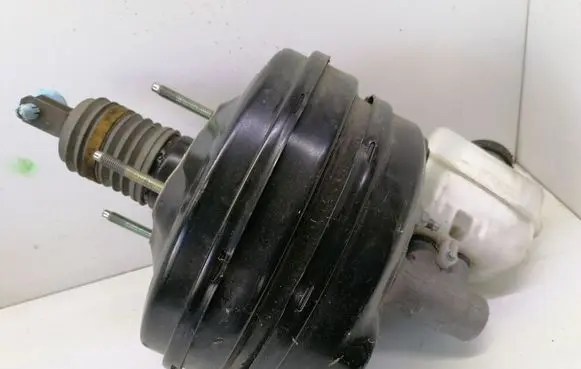Ford Mustang V Brake booster BR332005AA 32072261