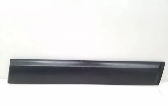 Nissan Qashqai Front door trim (molding) 