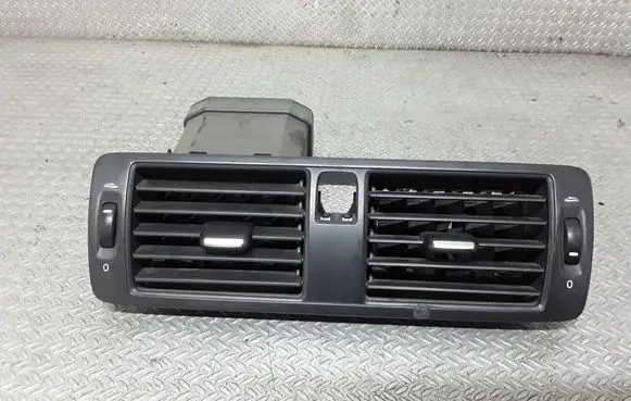 Volvo V50 Dash center air vent grill 39888668