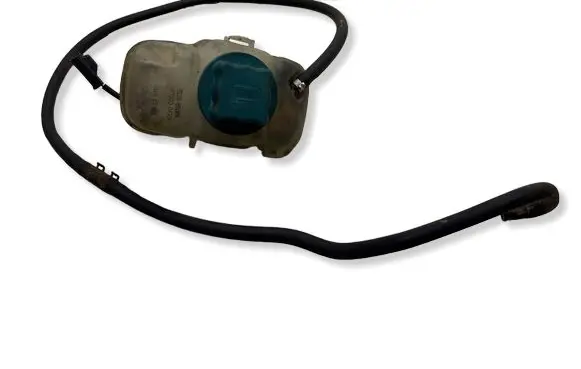 Volvo XC90 Coolant expansion tank/reservoir 8683455