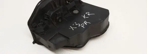 BMW X3 E83 Front door lock 7167067