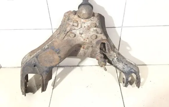 Opel Frontera A Front lower control arm/wishbone