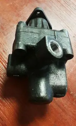 BMW 3 E30 Power steering pump mounting bracket 1137835