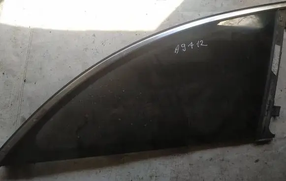 Mercedes-Benz R W251 Rear side window as3