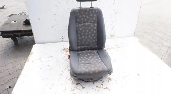 Mercedes-Benz Vito Viano W639 Front driver seat 