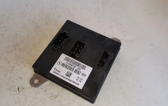 Mercedes-Benz E W211 Comfort/convenience module 2115452132