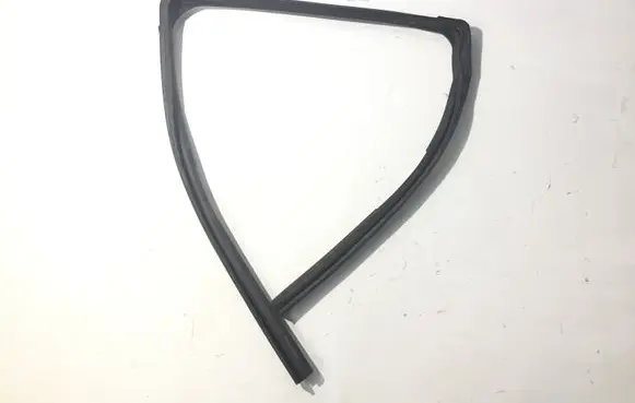 Renault Zoe Rubber seal rear door 823314130R