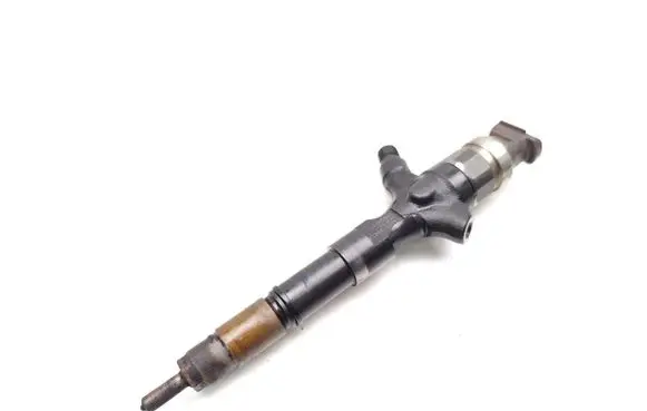Toyota Land Cruiser (J120) Fuel injector 23670-30320